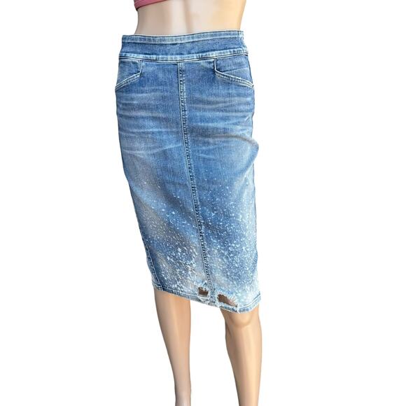 New Citizens of Humanity Karmen Splattered Shredded Ripped Pencil Jean Skirt 27 - Picture 1 of 15